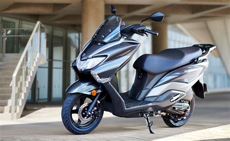 7 Sepeda PCX Terbaru yang Siap Membuat Anda Jatuh Cinta dengan Desain Futuristik dan Fitur Canggih! 7 Sepeda PCX Terbaru yang Siap Membuat Anda Jatuh Cinta dengan Desain Futuristik dan Fitur Canggih!
