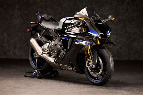 5 Sepeda Yamaha Tercanggih 2025 Wajib Kamu Ketahui! 5 Sepeda Yamaha Tercanggih 2025 Wajib Kamu Ketahui!