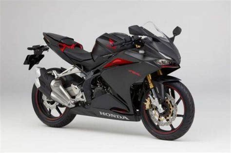 7 Alasan Mengapa New Honda CBR250RR SP 2024 Bikin Ngiler! 7 Alasan Mengapa New Honda CBR250RR SP 2024 Bikin Ngiler!