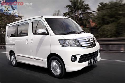 7 Modifikasi Suzuki Luxio Paling Gila yang Bikin Melongo! 7 Modifikasi Suzuki Luxio Paling Gila yang Bikin Melongo!
