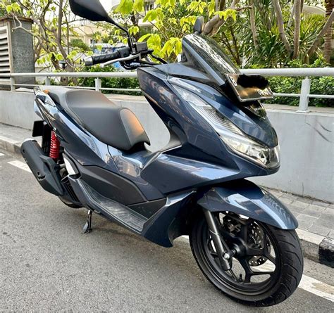 5 Fitur Canggih Sepeda PCX Terbaru yang Bikin Ngiler! 5 Fitur Canggih Sepeda PCX Terbaru yang Bikin Ngiler!