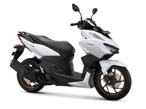 5 Kelebihan Honda Vario 160 Bikin Kaget Gak Nyangkutnya Bensinnya! 5 Kelebihan Honda Vario 160 Bikin Kaget Gak Nyangkutnya Bensinnya!