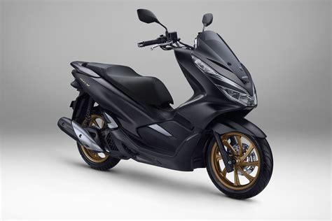 7 Harga Motor Honda PCX Baru yang Bikin Gigit Jari, Mulai dari Rp 32 Jutaan! 7 Harga Motor Honda PCX Baru yang Bikin Gigit Jari, Mulai dari Rp 32 Jutaan!